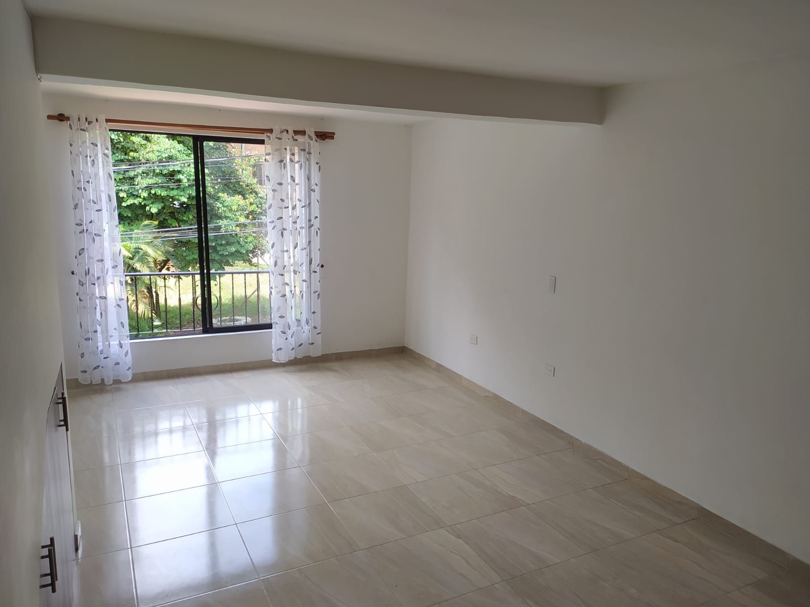 Apartamento en arriendo Antioquia Medellín Cristobal 70 m2 Habitaciones 2 Baños 2 Garajes 0 Precio $1900000
