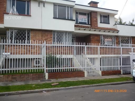 Casa en arriendo Cundinamarca Bogotá Normandía 320 m2 Habitaciones 4 Baños 1 Garajes 0 Precio $11000000