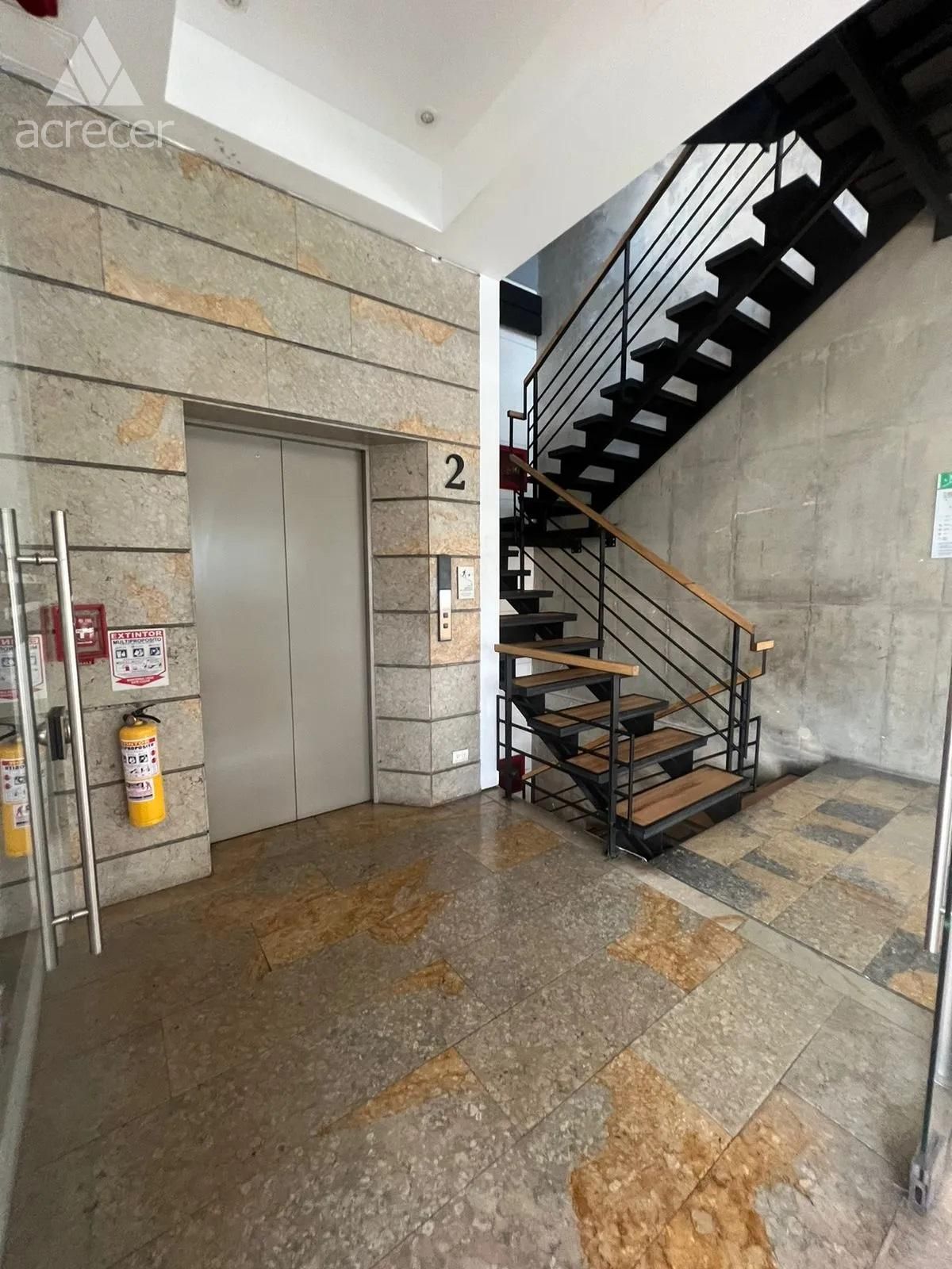 Local en arriendo Cundinamarca Bogotá Los Rosales 166 m2 Habitaciones 0 Baños 1 Garajes 0 Precio $17800000