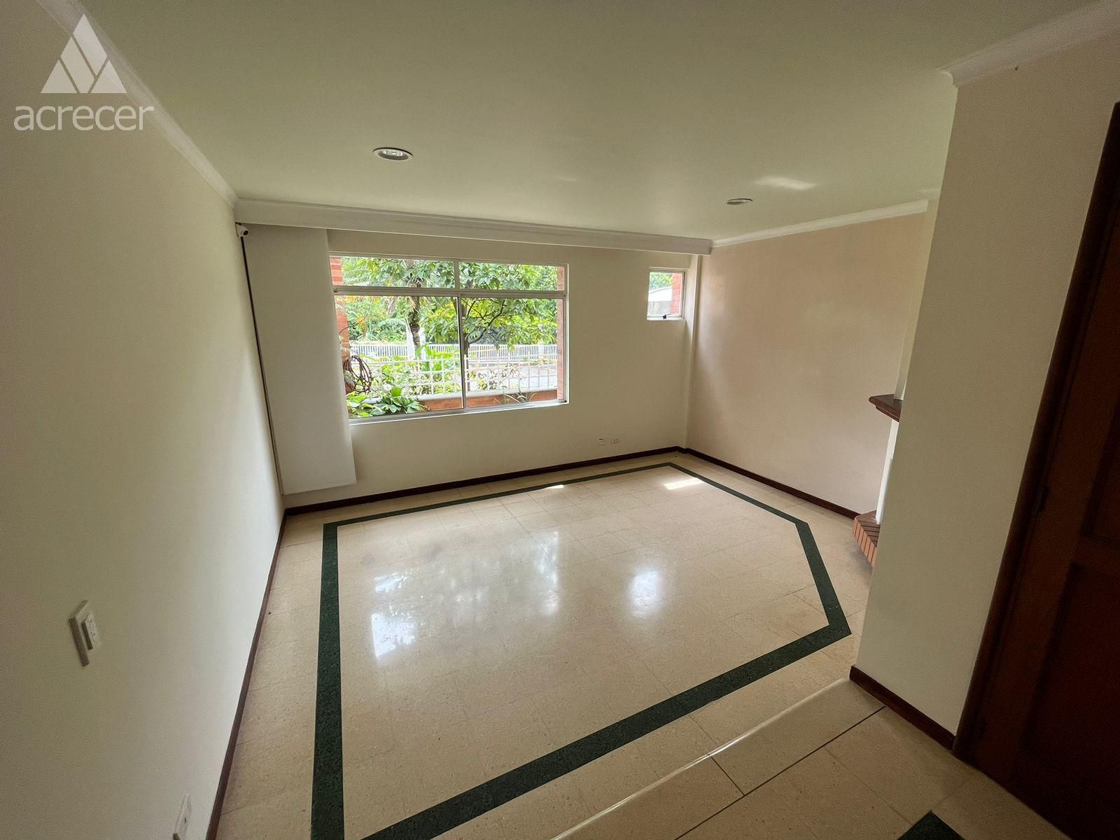 Casa en arriendo Antioquia Envigado El Esmeraldal 230 m2 Habitaciones 4 Baños 4 Garajes 0 Precio $6200000