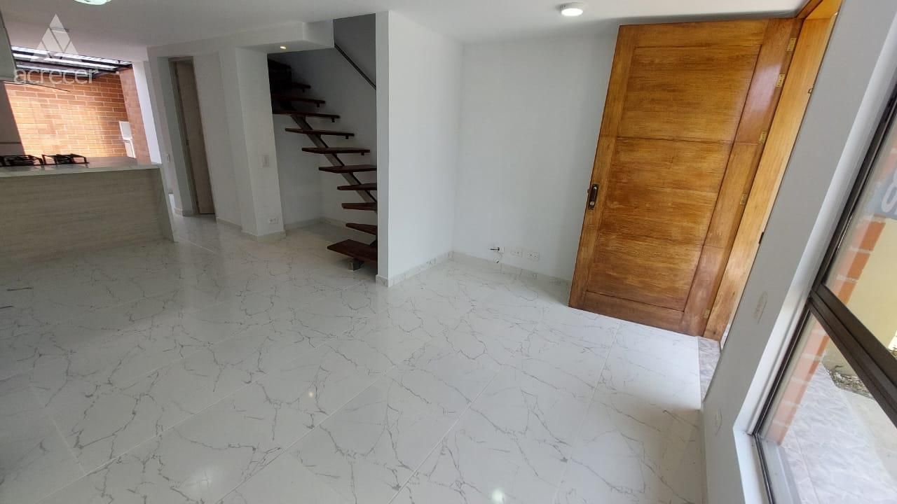 Casa en arriendo Antioquia La Estrella La Ospina 126 m2 Habitaciones 3 Baños 2 Garajes 0 Precio $4300000