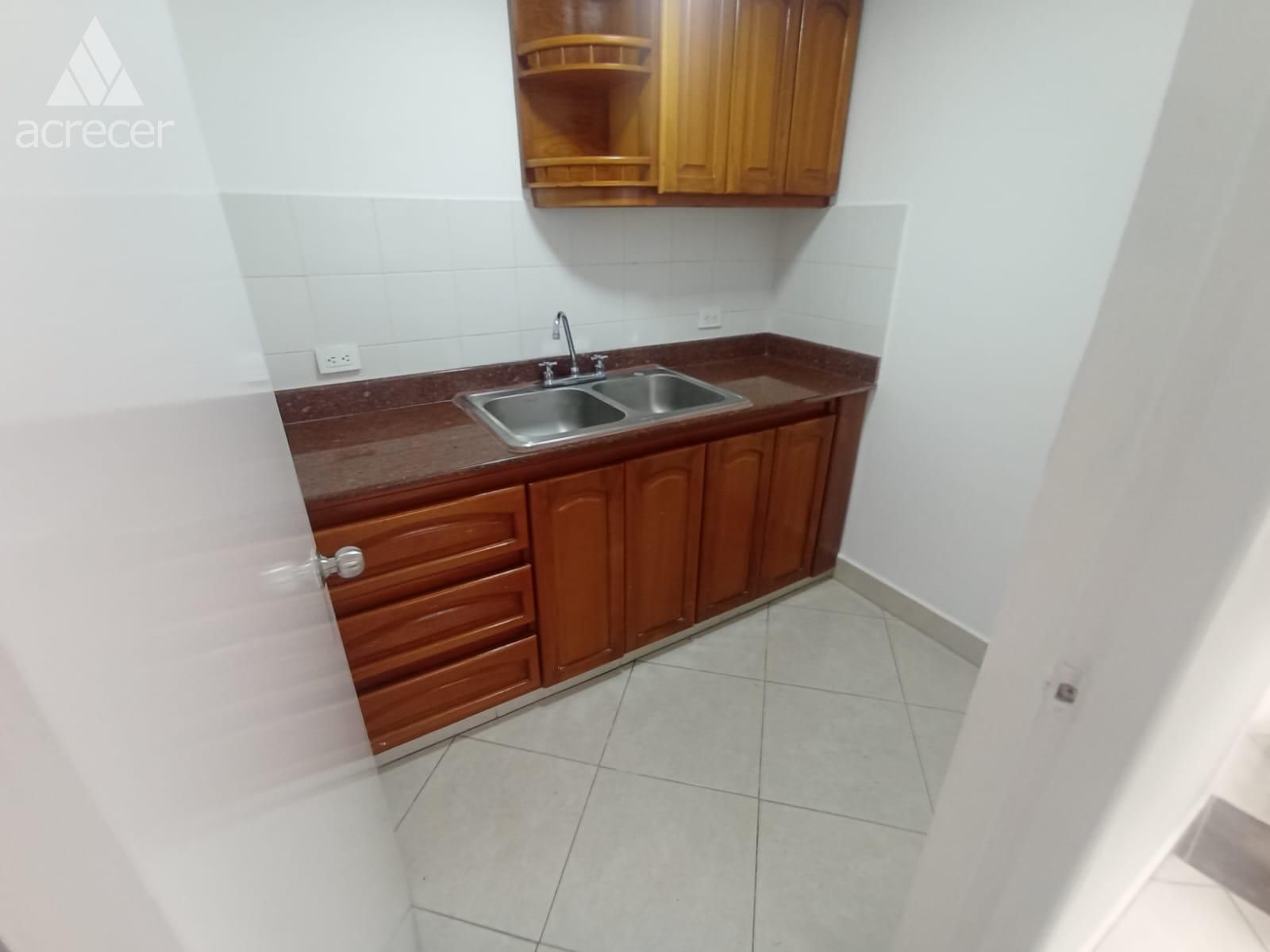 Local en arriendo Antioquia Rionegro El Porvenir 17 m2 Habitaciones 0 Baños 0 Garajes 0 Precio $2000000