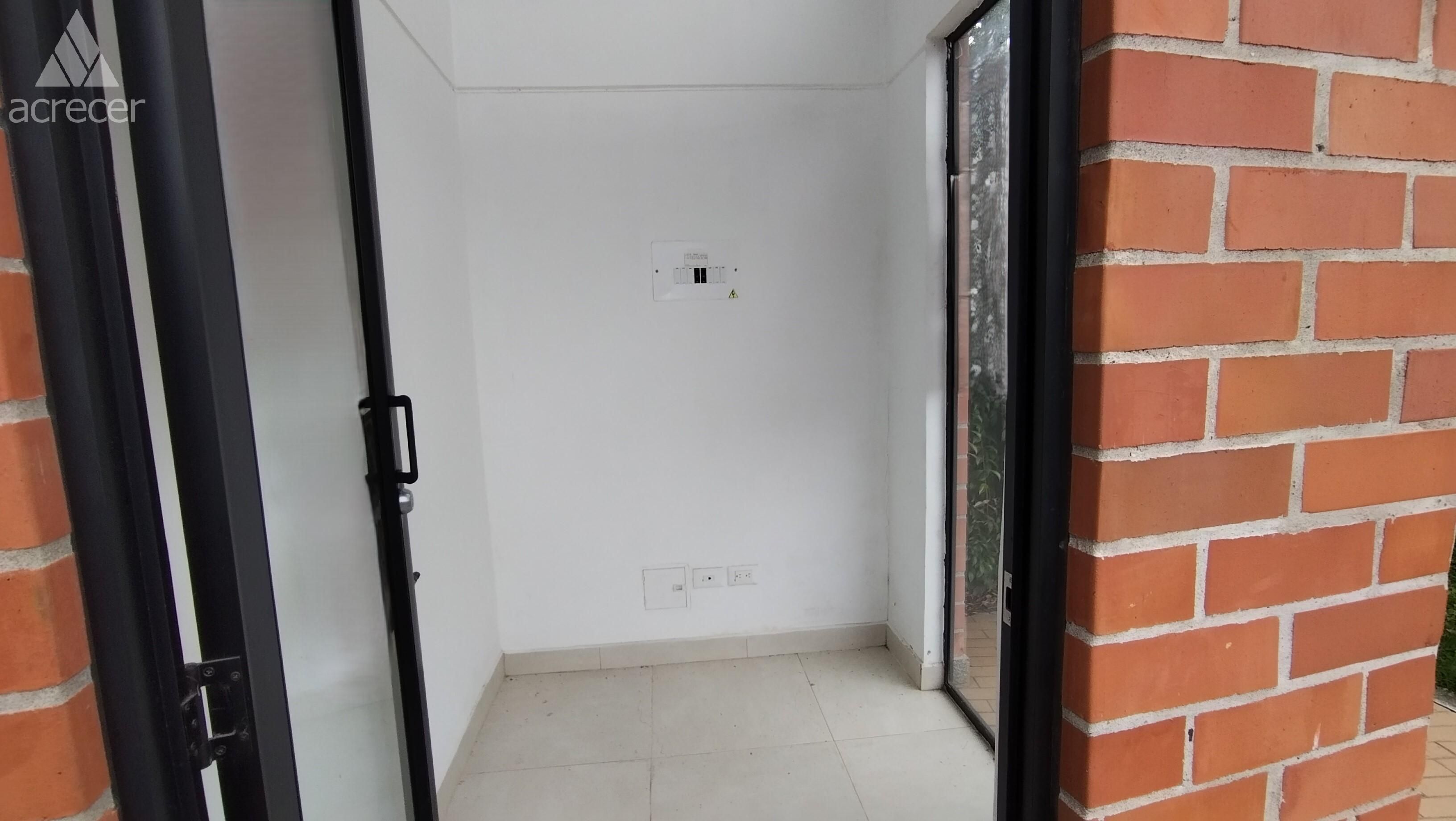 Local en arriendo Antioquia La Ceja Centro 5 m2 Habitaciones 0 Baños 0 Garajes 0 Precio $1350000