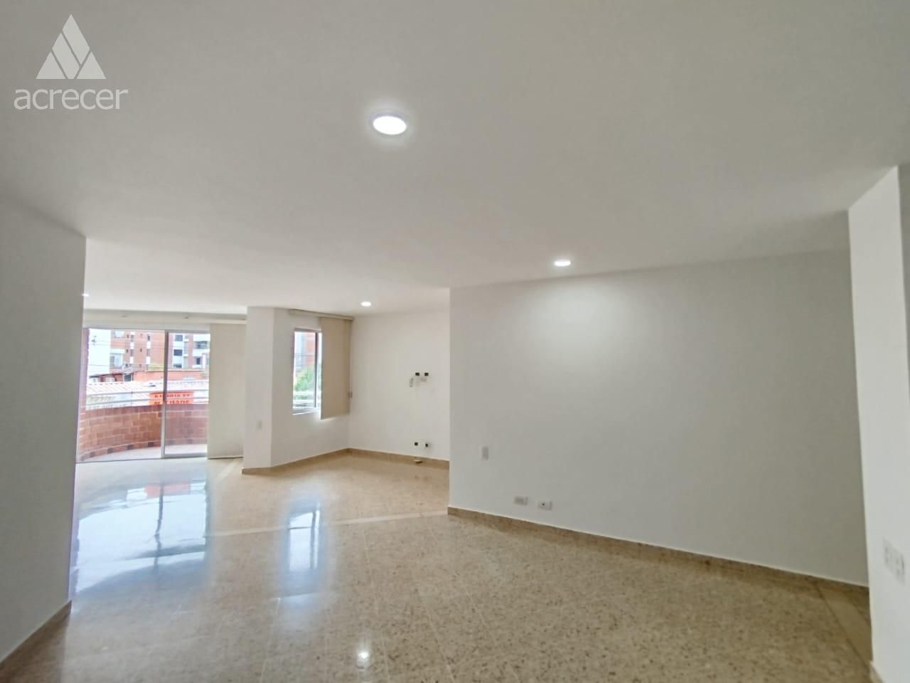 Apartamento en arriendo Antioquia Medellín Las Acacias 130 m2 Habitaciones 3 Baños 3 Garajes 0 Precio $4500000