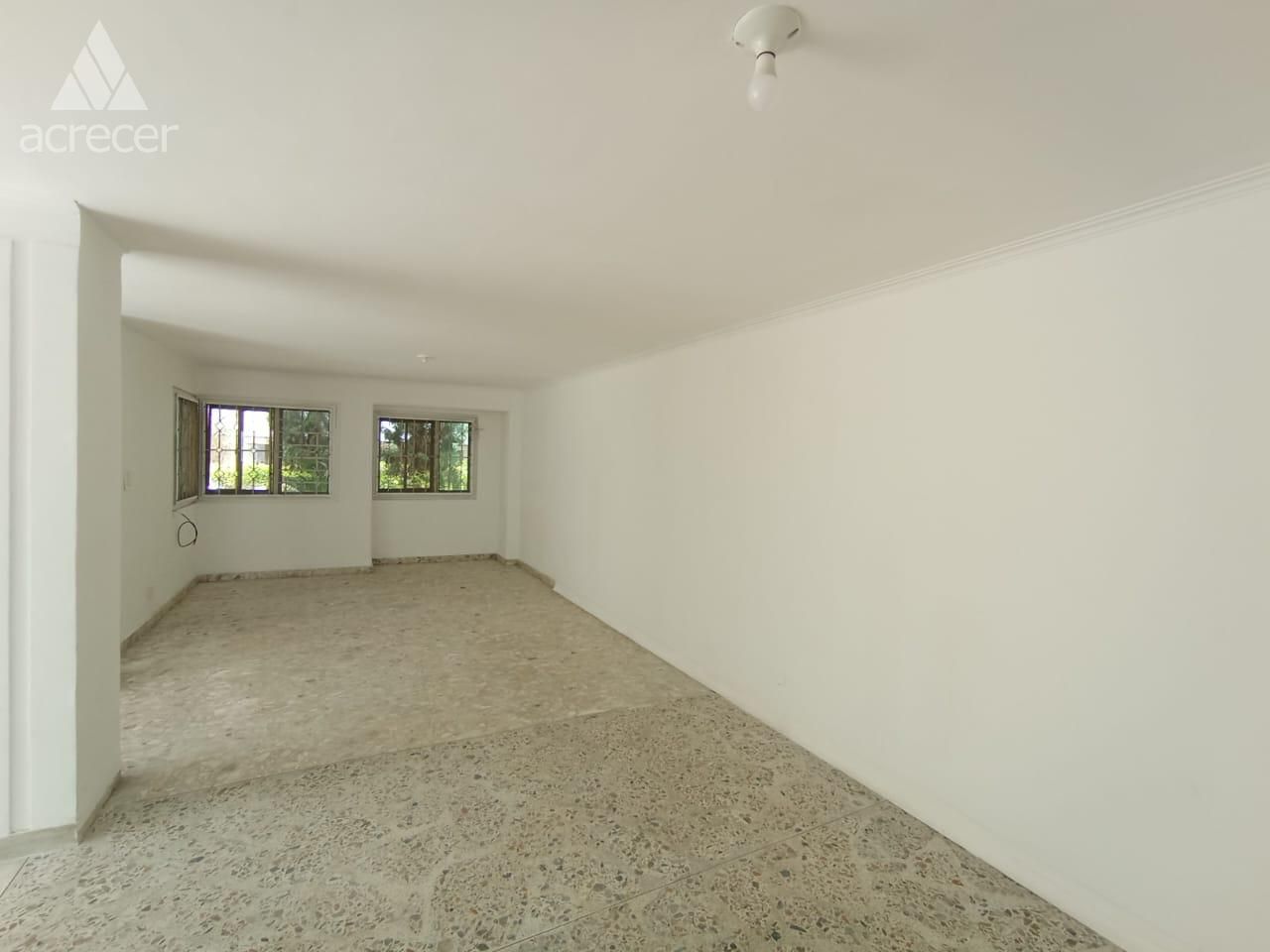 Casa en arriendo Antioquia Medellín Rosales 341 m2 Habitaciones 4 Baños 5 Garajes 0 Precio $8700000
