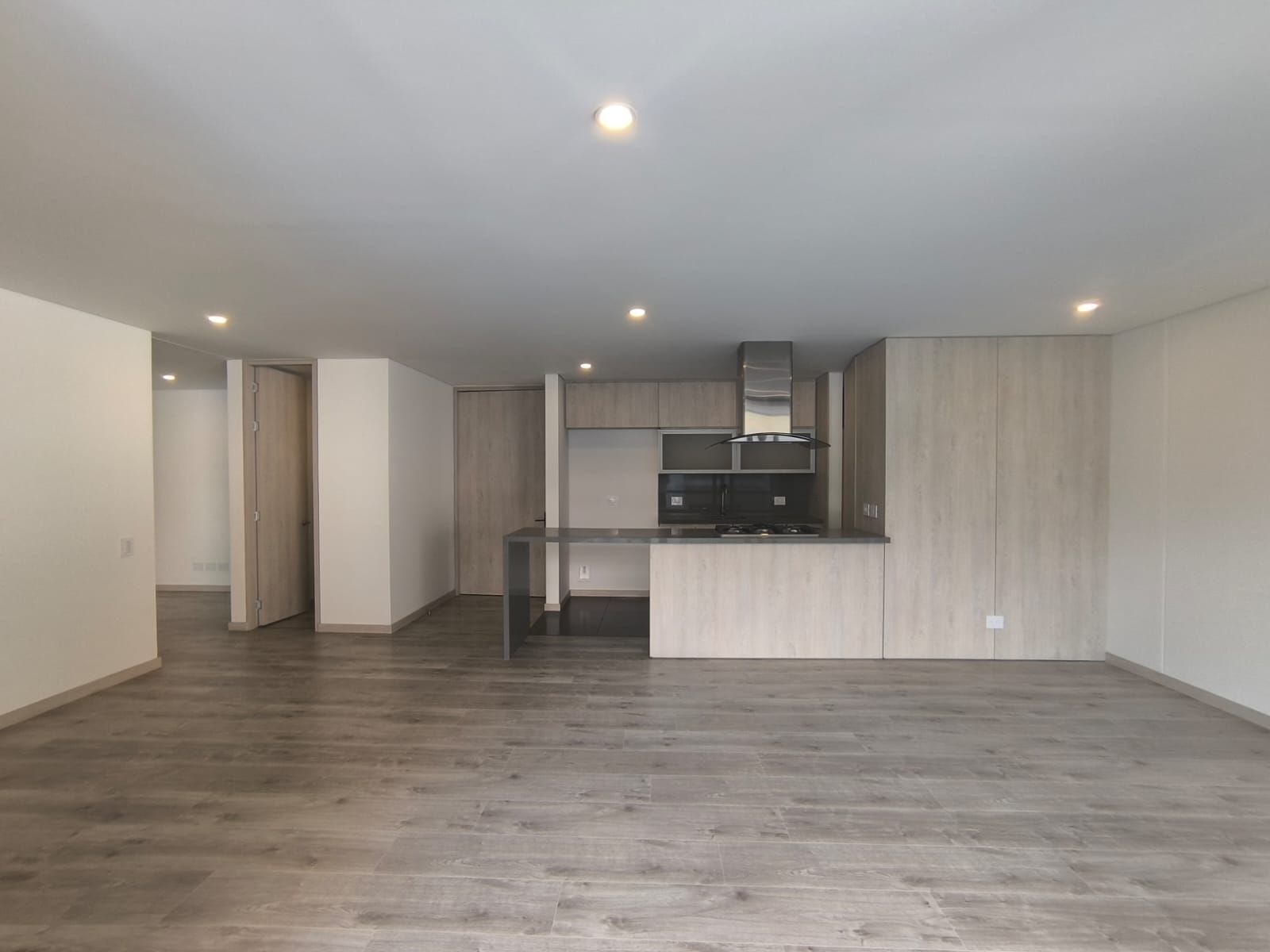 Apartamento en arriendo Antioquia Medellín El Poblado 108 m2 Habitaciones 2 Baños 3 Garajes 0 Precio $6000000