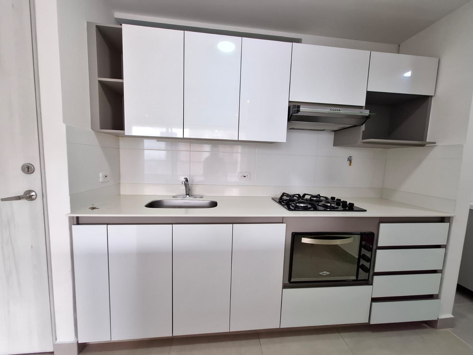 Apartamento en arriendo Antioquia Medellín El Poblado 86 m2 Habitaciones 3 Baños 2 Garajes 0 Precio $5000000