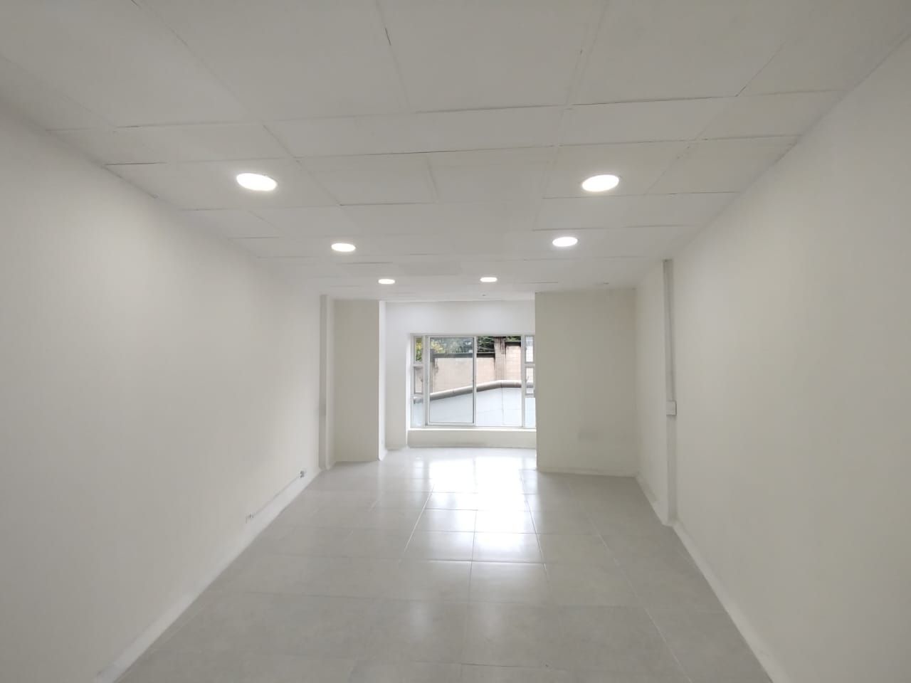 Local en arriendo Antioquia Medellín Granada 35 m2 Habitaciones 0 Baños 1 Garajes 0 Precio $3000000