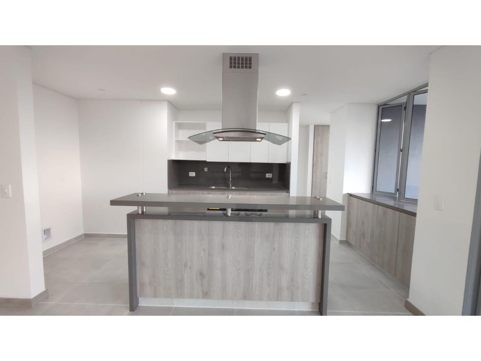 Apartamento en arriendo Antioquia Envigado Loma Del Atravesado 161 m2 Habitaciones 3 Baños 4 Garajes 2 Precio $9500000