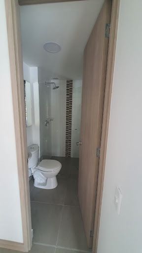 Apartamento en arriendo Antioquia Medellín Santa Rosa De Lima 55 m2 Habitaciones 2 Baños 2 Garajes 1 Precio $2200000