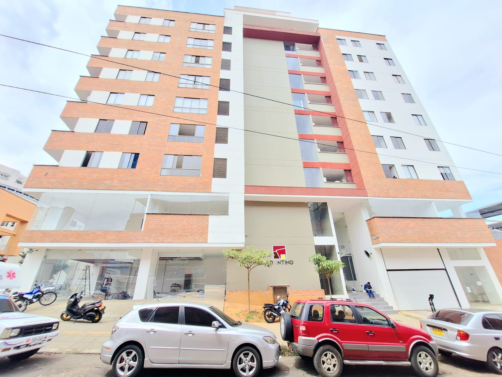 Oficina en venta Santander Bucaramanga Granada 32 m2 Habitaciones 0 Baños 1 Garajes 0 Precio $156000000