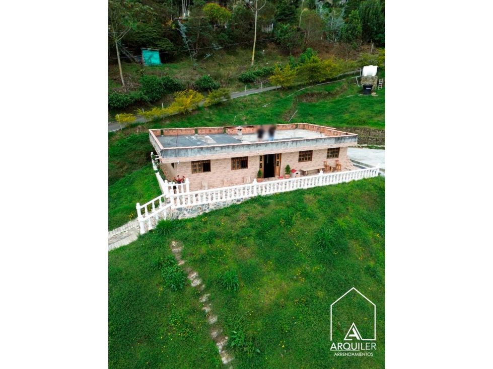 Casa en venta Antioquia Copacabana Copacabana 200 m2 Habitaciones 4 Baños 2 Garajes 1 Precio $975000000