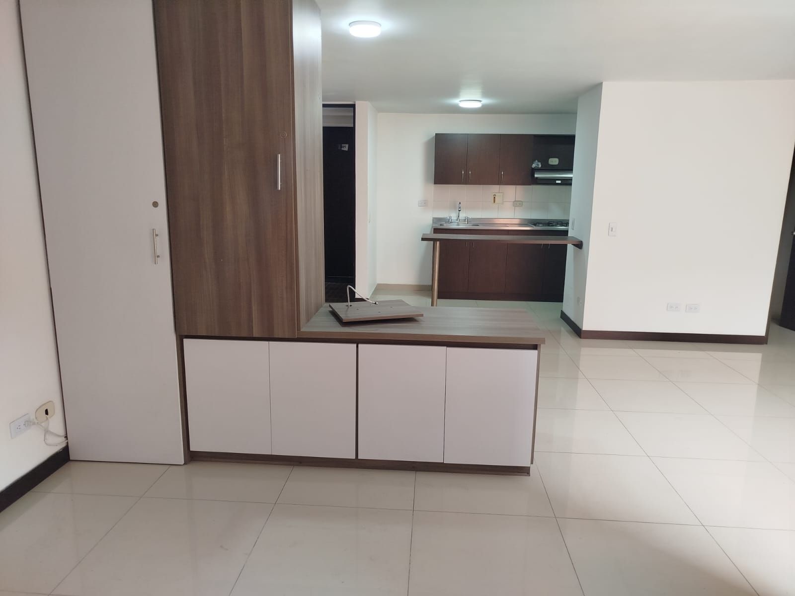 Apartaestudio en arriendo Antioquia Medellín Laureles 40 m2 Habitaciones 1 Baños 1 Garajes 0 Precio $2000000