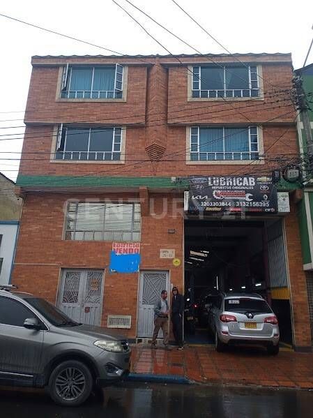 Bodega en venta Cundinamarca Bogotá San Fernando 550 m2 Habitaciones 0 Baños 5 Garajes 0 Precio $2500000000
