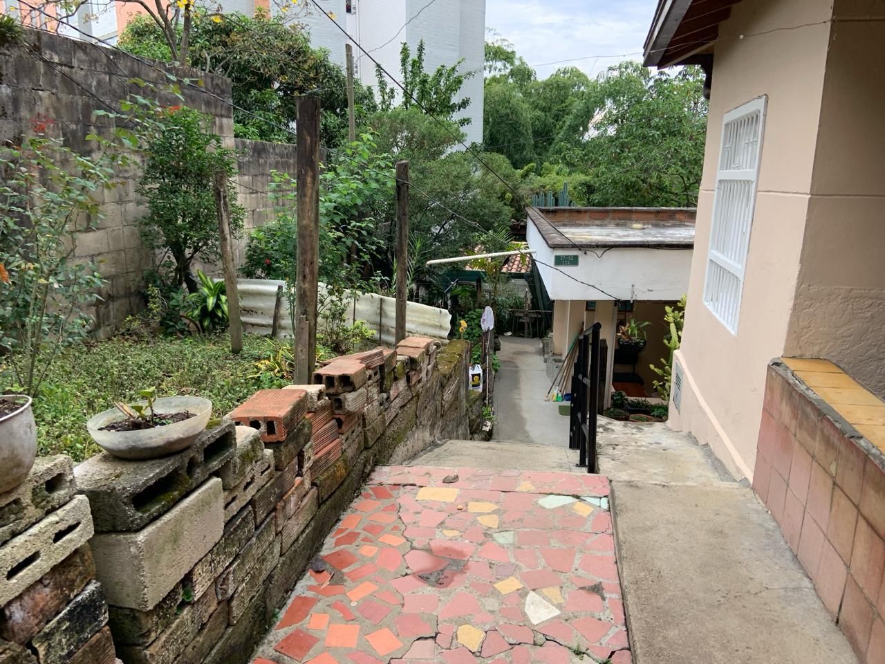 Lote en venta Antioquia Envigado El Esmeraldal 630 m2 Habitaciones 0 Baños 0 Garajes 0 Precio $2700000000