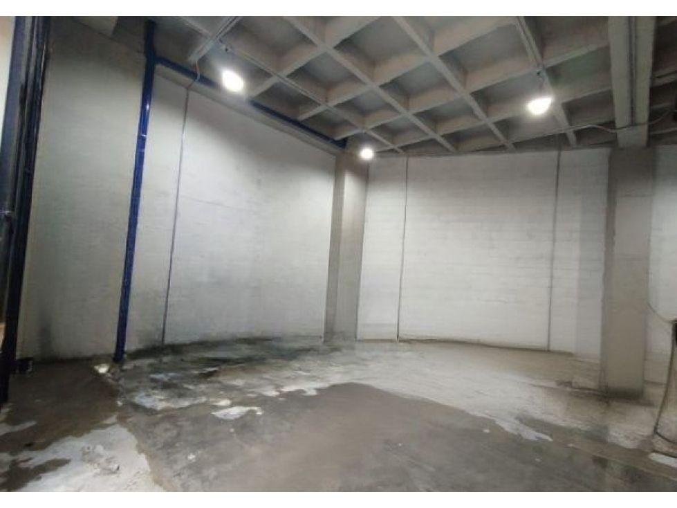 Bodega en arriendo Antioquia Medellín Trinidad 90 m2 Habitaciones 0 Baños 1 Garajes 1 Precio $7500000