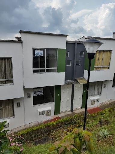 Casa en arriendo Risaralda Dosquebradas Las Violetas Et Iii 70 m2 Habitaciones 3 Baños 2 Garajes 1 Precio $1192000