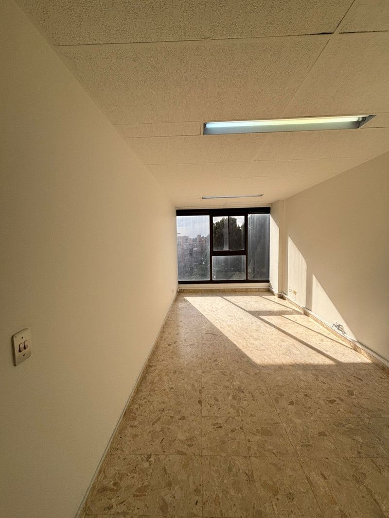 Oficina en venta Cundinamarca Bogotá Rincon Del Chicó 24 m2 Habitaciones 0 Baños 1 Garajes 0 Precio $160000000