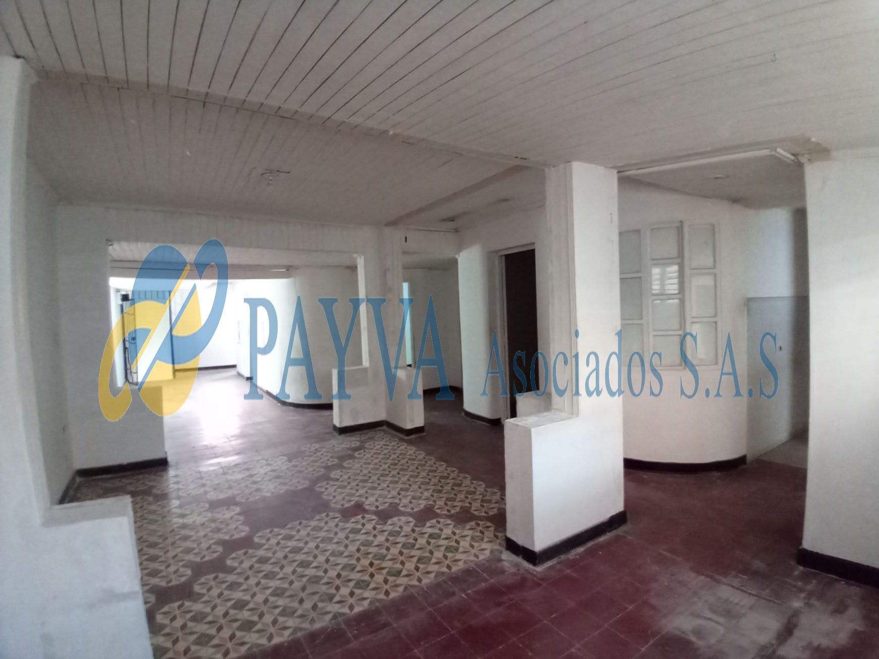 Casa en arriendo Antioquia Medellín Lorena 200 m2 Habitaciones 6 Baños 3 Garajes 0 Precio $2950000