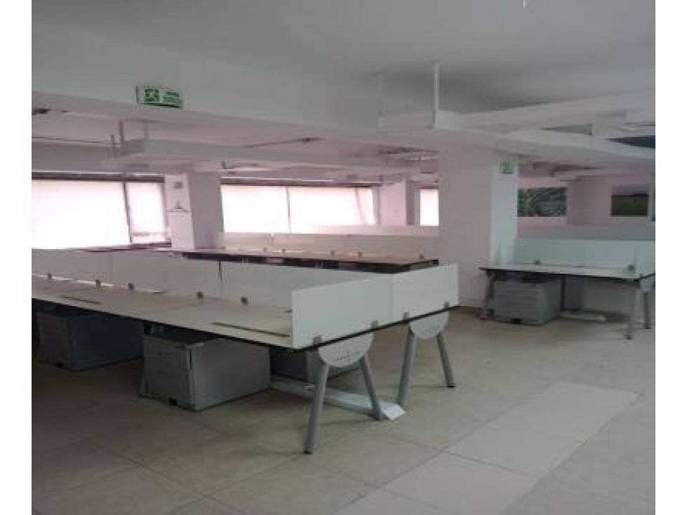 Oficina en arriendo Cundinamarca Bogotá Estrella 1004 m2 Habitaciones 0 Baños 10 Garajes 11 Precio $39992573