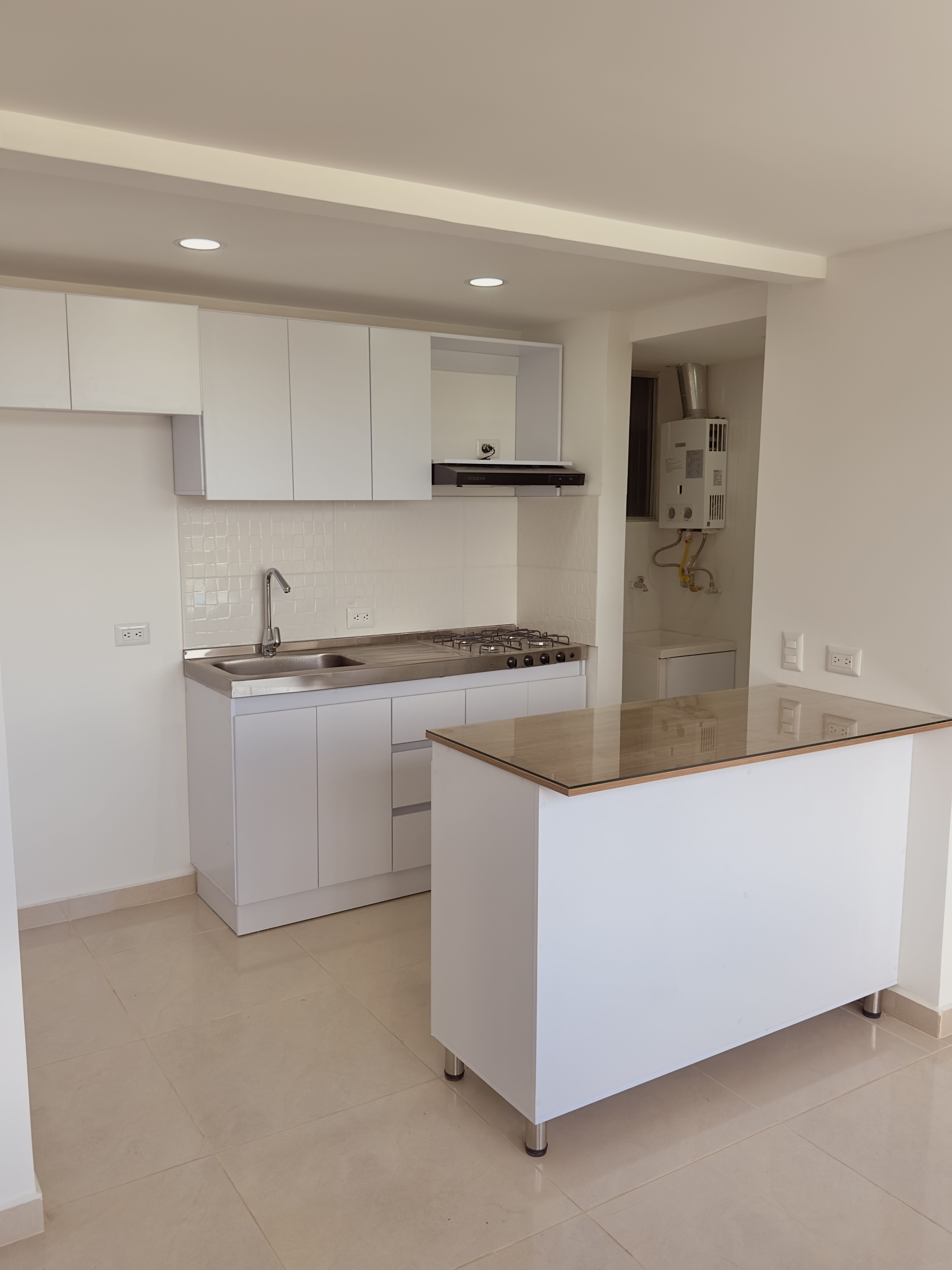 Apartamento en arriendo Cundinamarca Bogotá Casa Blanca 45 m2 Habitaciones 2 Baños 1 Garajes 1 Precio $1400000