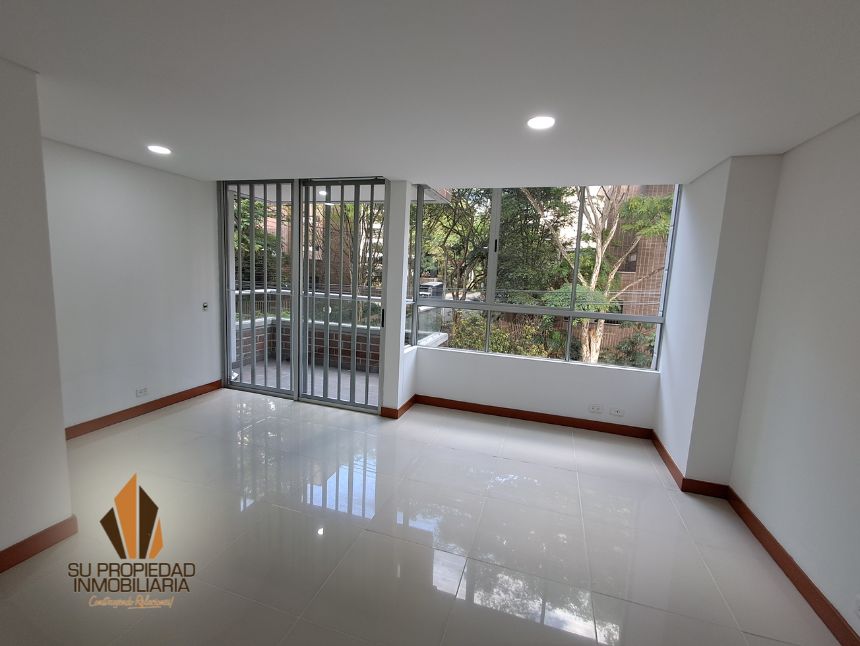 Apartamento en arriendo Antioquia Envigado Zúñiga 113 m2 Habitaciones 3 Baños 3 Garajes 1 Precio $4400000