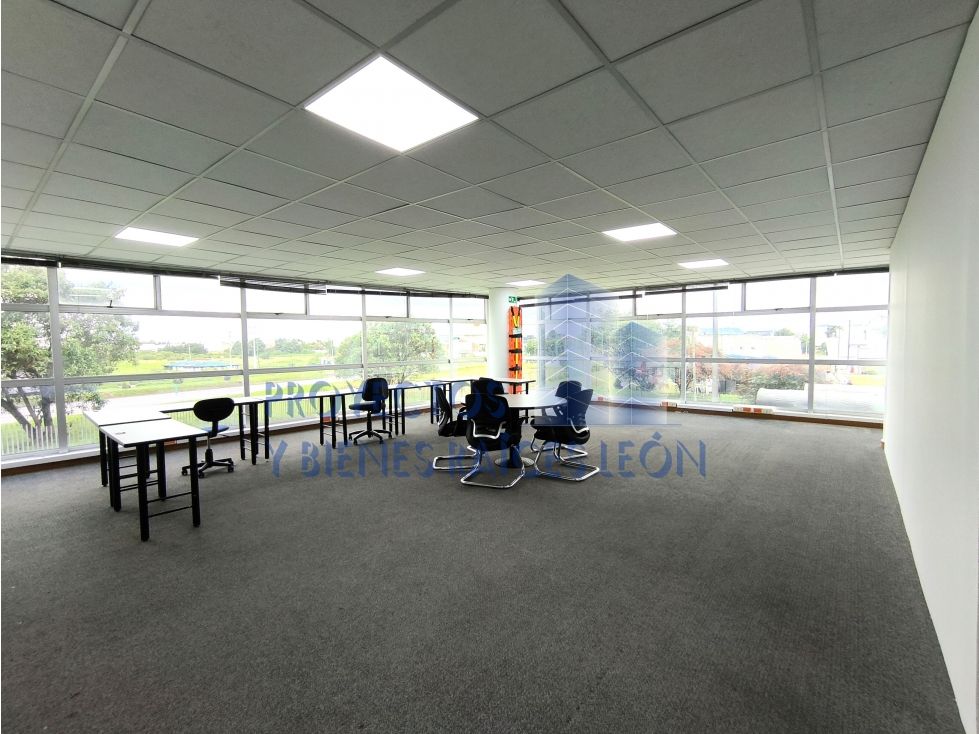 Oficina en arriendo Cundinamarca Cota Cota 95 m2 Habitaciones 0 Baños 0 Garajes 2 Precio $3611000