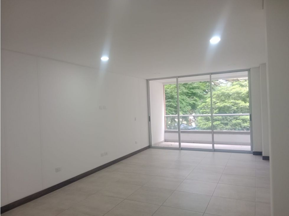 Apartamento en arriendo Antioquia Medellín El Esmeraldal 90 m2 Habitaciones 3 Baños 2 Garajes 2 Precio $4100000