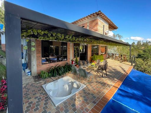 Finca en arriendo Antioquia San Vicente San Vicente 317 m2 Habitaciones 3 Baños 4 Garajes 2 Precio $6800000