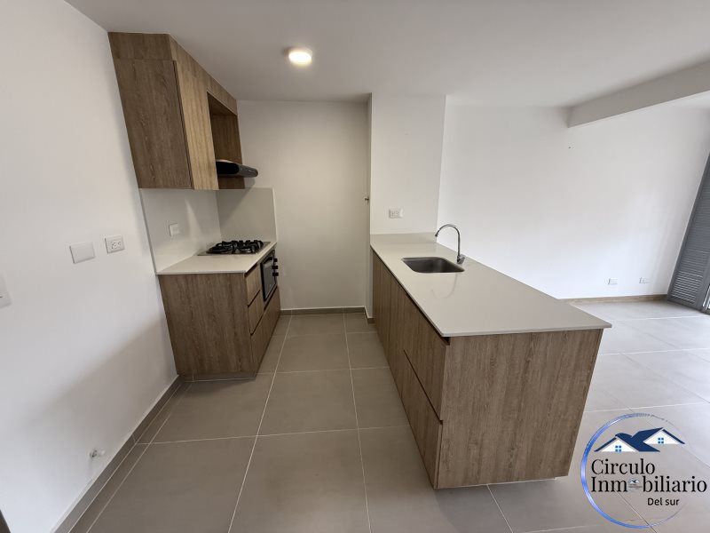 Apartamento en arriendo Antioquia Envigado El Chinguí 86 m2 Habitaciones 3 Baños 2 Garajes 2 Precio $3700000