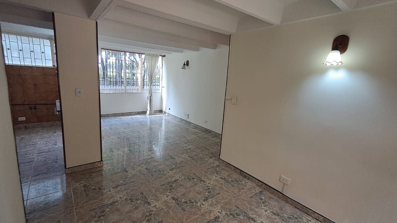 Apartamento en arriendo Cundinamarca Bogotá Cr Bochica Et Iii 44 m2 Habitaciones 2 Baños 1 Garajes 0 Precio $200000000
