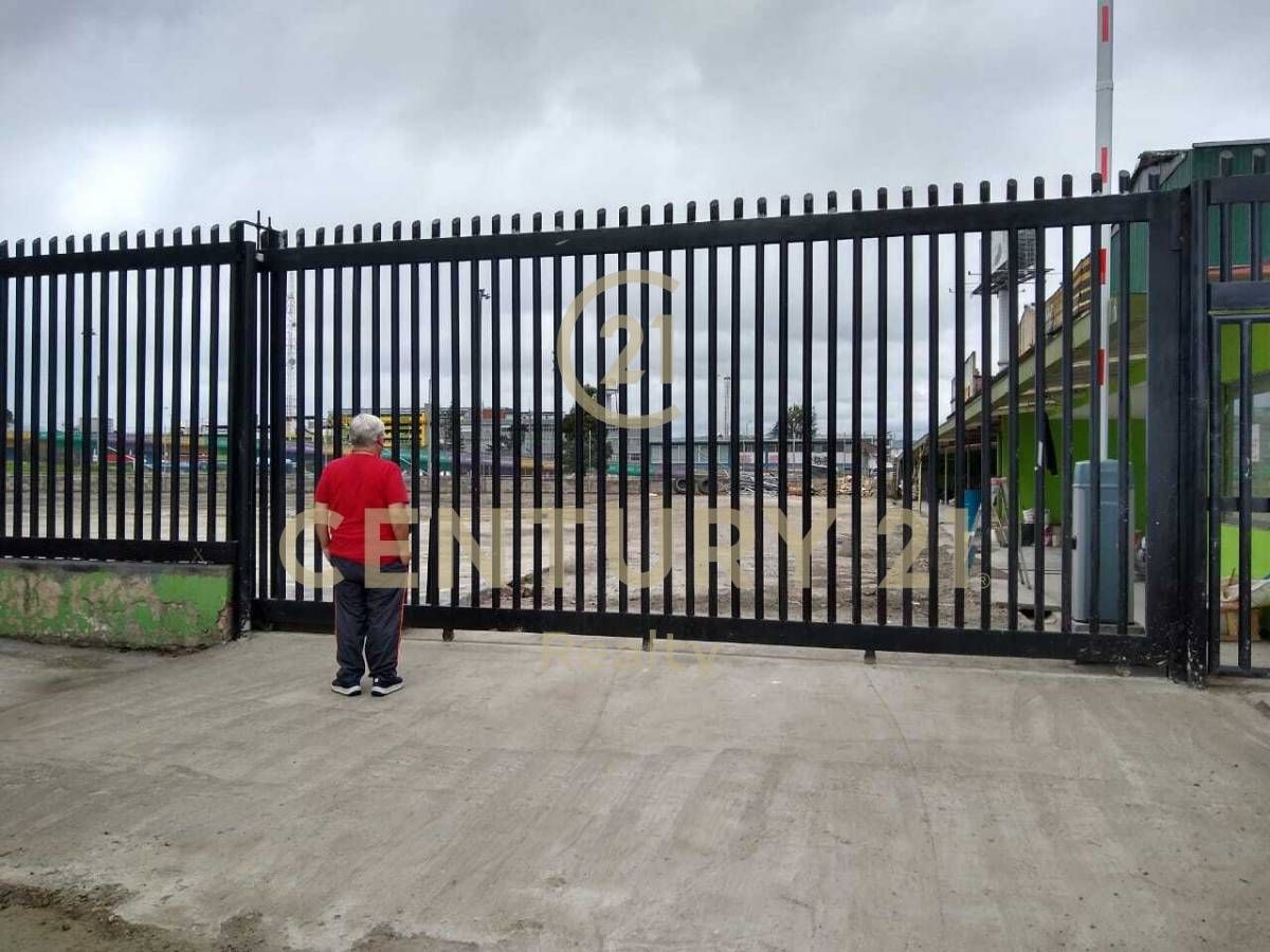 Lote en arriendo Cundinamarca Bogotá Puente Aranda 2542 m2 Habitaciones 0 Baños 3 Garajes 100 Precio $40000000