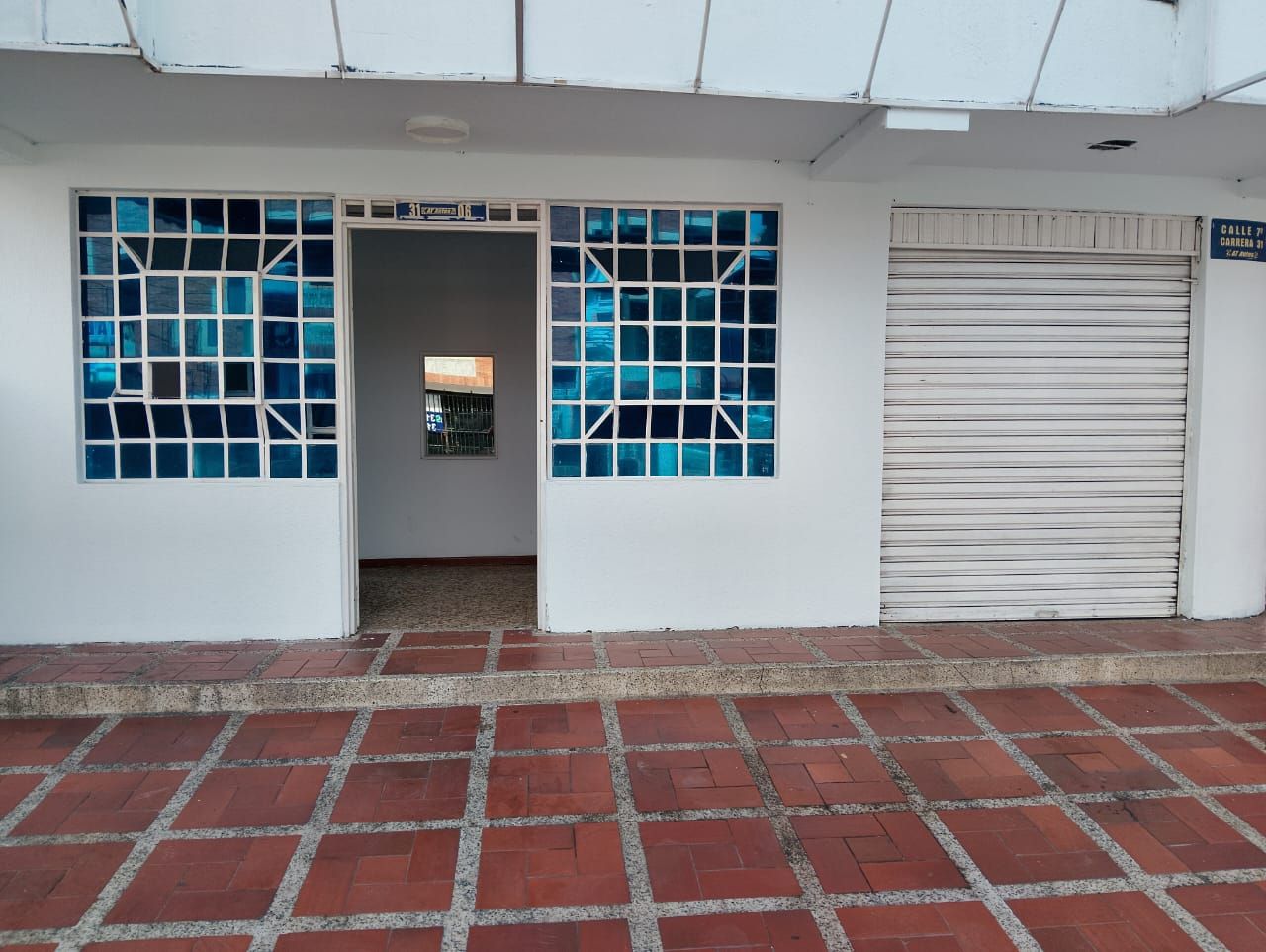 Oficina en arriendo Valle Del Cauca Cali El Cedro 40 m2 Habitaciones 0 Baños 1 Garajes 0 Precio $2500000