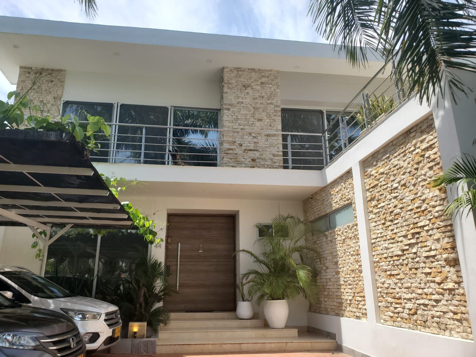 Casa en venta Bolívar Cartagena Camaguey I 400 m2 Habitaciones 3 Baños 3 Garajes 2 Precio $2400000000