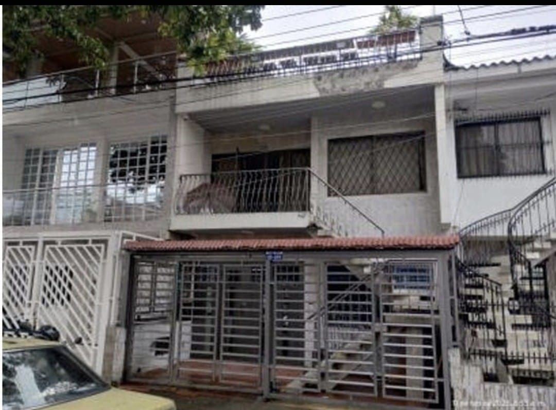 Apartamento en venta Valle Del Cauca Cali Manuel María Buenaventura 88 m2 Habitaciones 3 Baños 2 Garajes 0 Precio $265000000