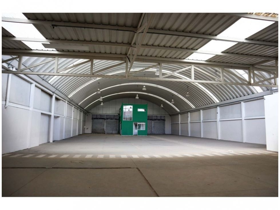 Bodega en arriendo Cundinamarca Bogotá Colombia 1140 m2 Habitaciones 0 Baños 3 Garajes 5 Precio $45000000