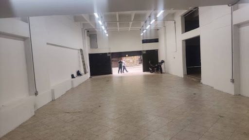 Local en arriendo Antioquia Medellín La Candelaria 200 m2 Habitaciones 0 Baños 2 Garajes 0 Precio $12000000