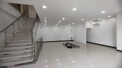 Local en venta Antioquia Medellín Simon Bolivar 90 m2 Habitaciones 0 Baños 2 Garajes 0 Precio $950000000