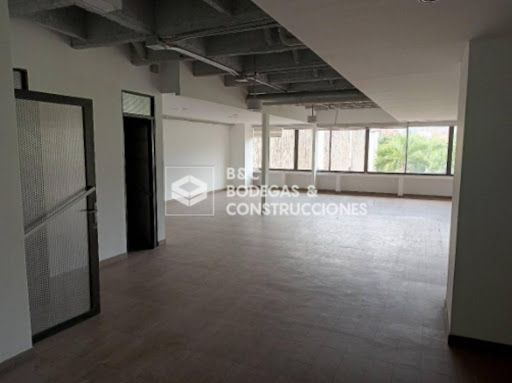 Local en arriendo Antioquia Itagüí La Esmeralda 287 m2 Habitaciones 0 Baños 4 Garajes 0 Precio $12310000