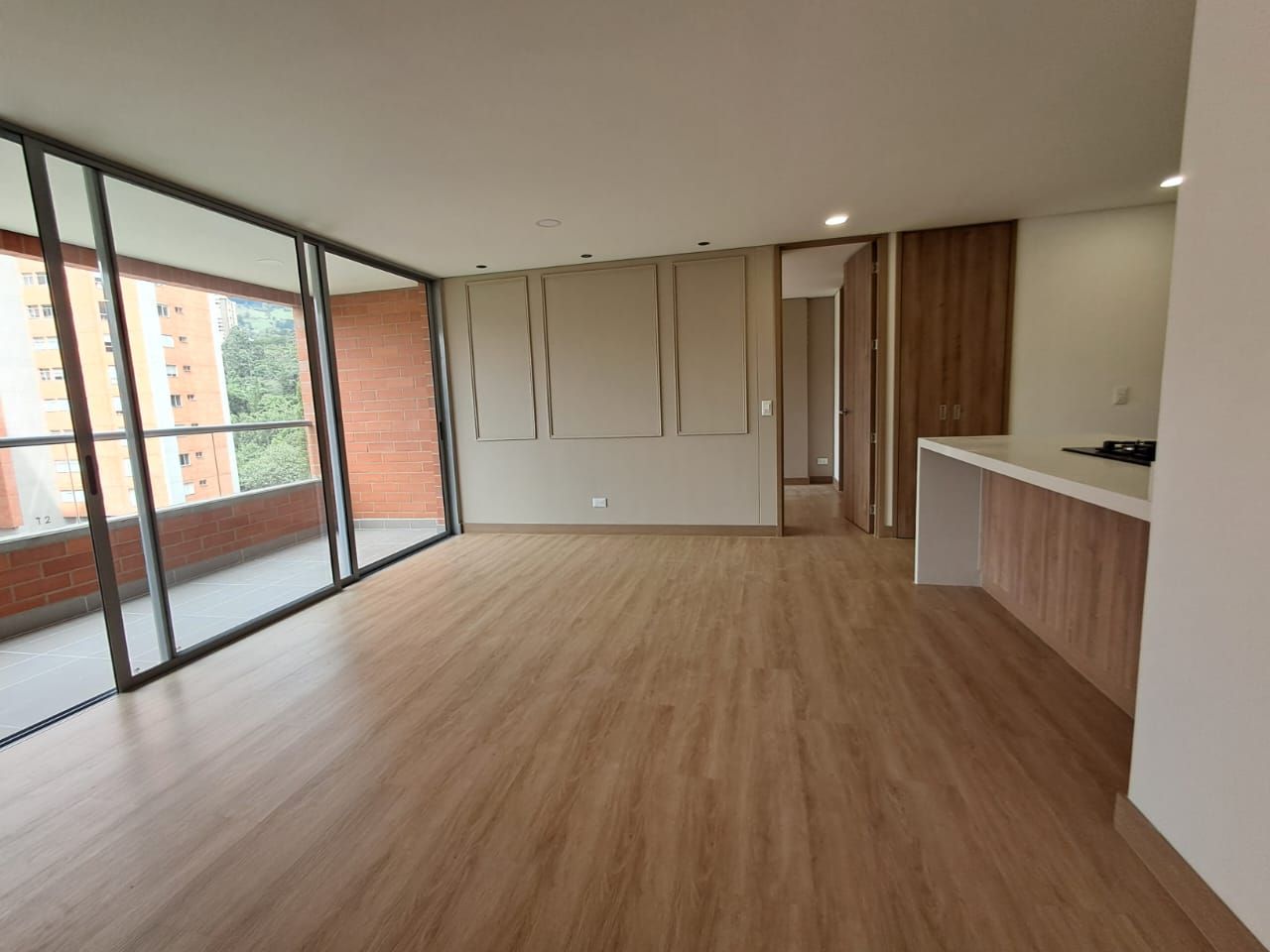 Apartamento en arriendo Antioquia Envigado Loma De Las Brujas 85 m2 Habitaciones 2 Baños 3 Garajes 1 Precio $4500000