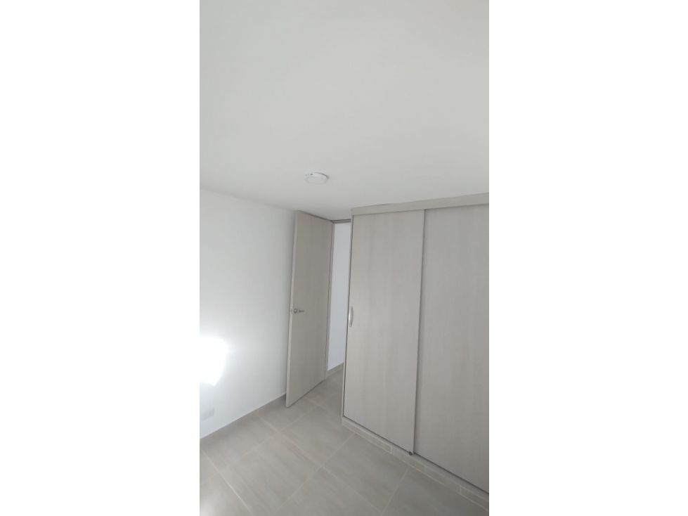 Apartamento en venta Valle Del Cauca Cali San Pedro 61 m2 Habitaciones 3 Baños 2 Garajes 0 Precio $240000000