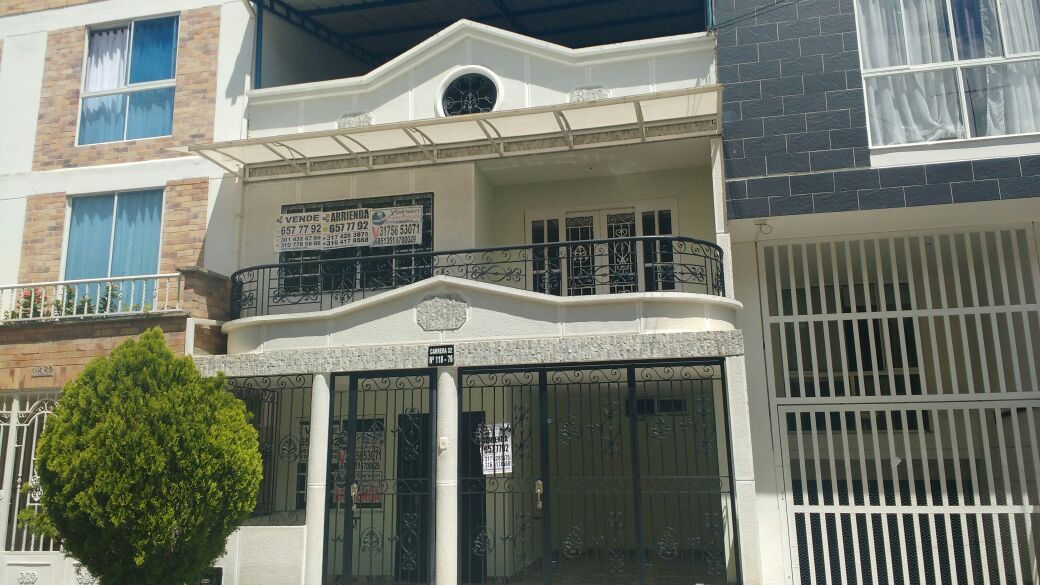 Casa en venta Santander Floridablanca Urbanizacion Niza 200 m2 Habitaciones 4 Baños 3 Garajes 1 Precio $480000000