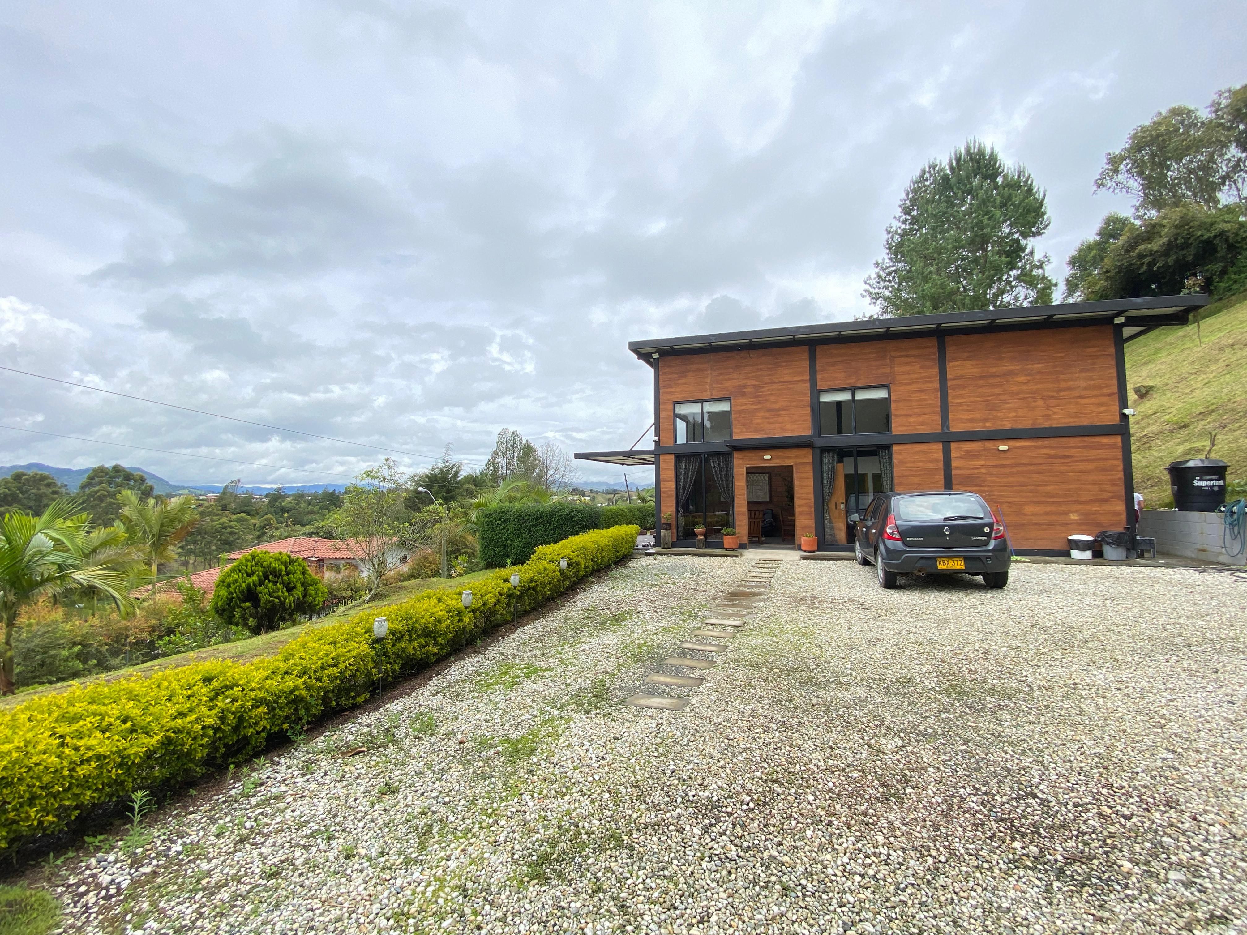 Finca en arriendo Antioquia El Carmen De Viboral El Carmen De Viboral 200 m2 Habitaciones 3 Baños 3 Garajes 1 Precio $5500000