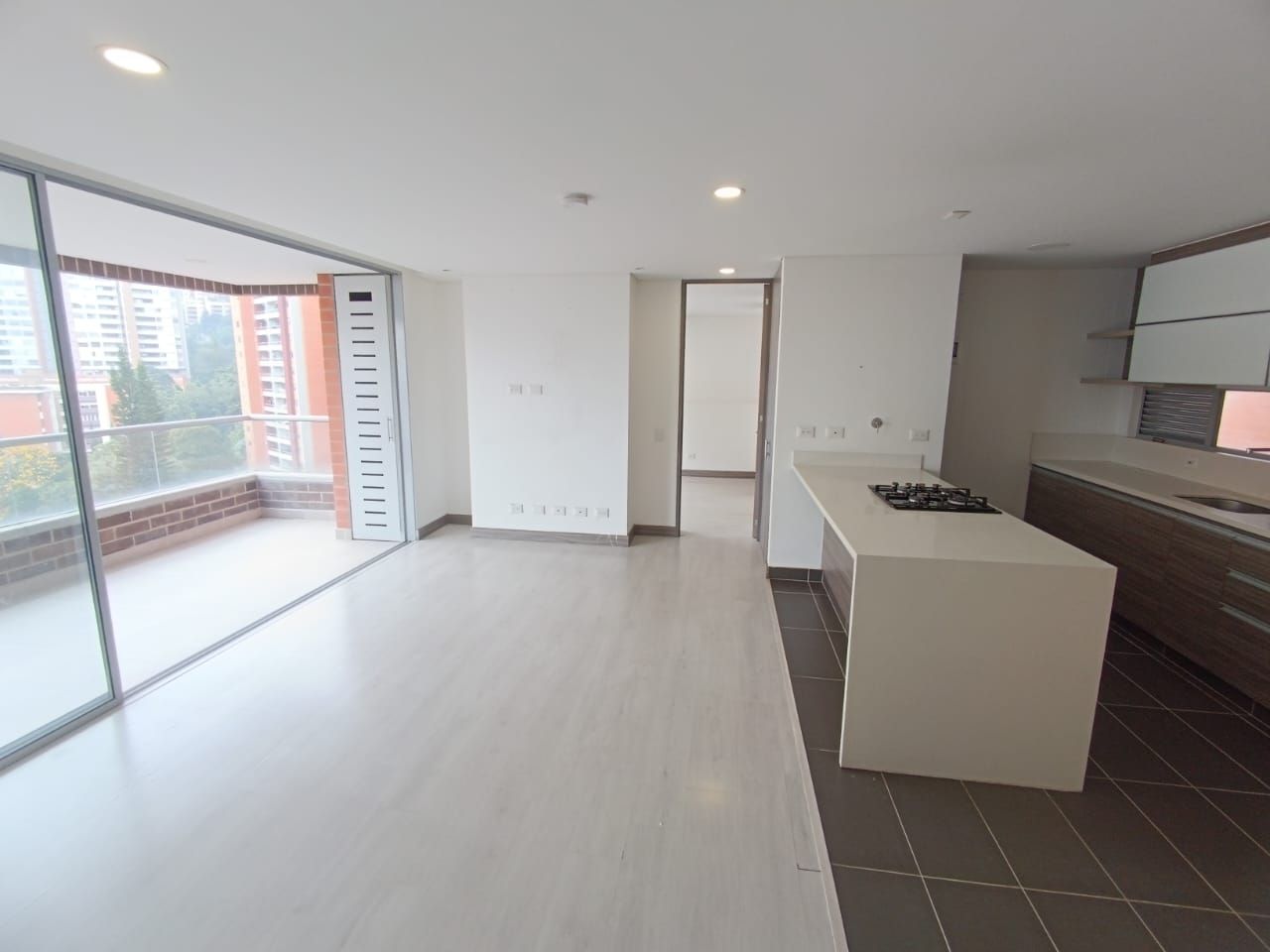 Apartamento en arriendo Antioquia Envigado Alqueria De San Isidro 95 m2 Habitaciones 2 Baños 2 Garajes 2 Precio $4500000