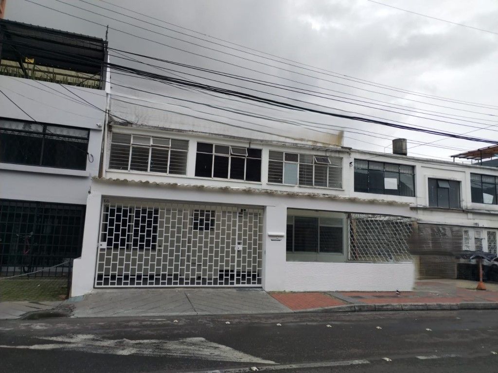 Casa en arriendo Cundinamarca Bogotá La Cabrera 336 m2 Habitaciones 1 Baños 6 Garajes 1 Precio $14500000