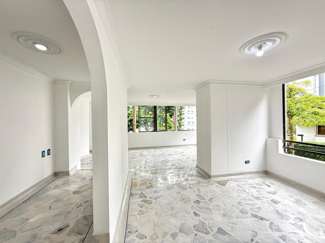 Apartamento en venta Risaralda Pereira Pinares Alto 130 m2 Habitaciones 3 Baños 2 Garajes 1 Precio $690000000