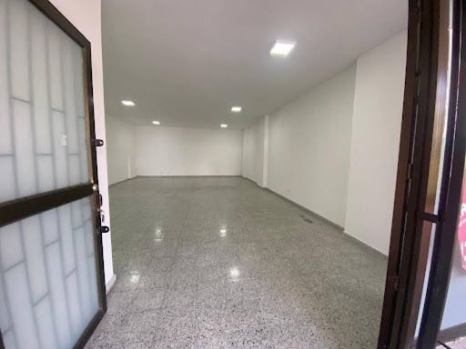 Local en arriendo Risaralda Pereira Los Alpes 60 m2 Habitaciones 0 Baños 2 Garajes 0 Precio $3950000