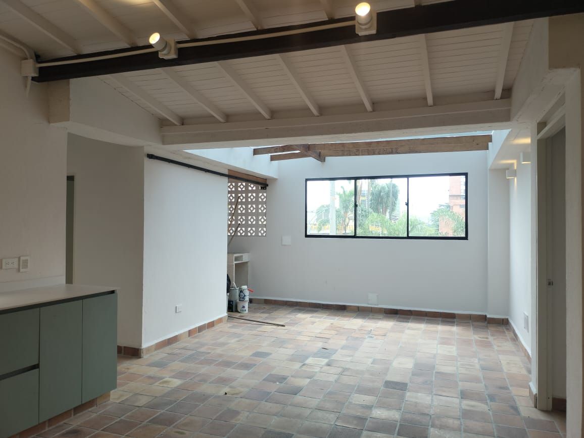 Apartamento en arriendo Antioquia Envigado El Portal 83 m2 Habitaciones 2 Baños 2 Garajes 0 Precio $3300000