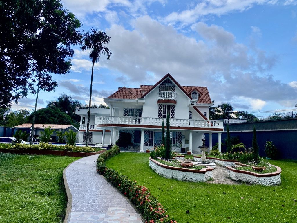 Casa Campestre en venta Meta Villavicencio Cr Santa Barbara 555 m2 Habitaciones 8 Baños 4 Garajes 10 Precio $1250000000