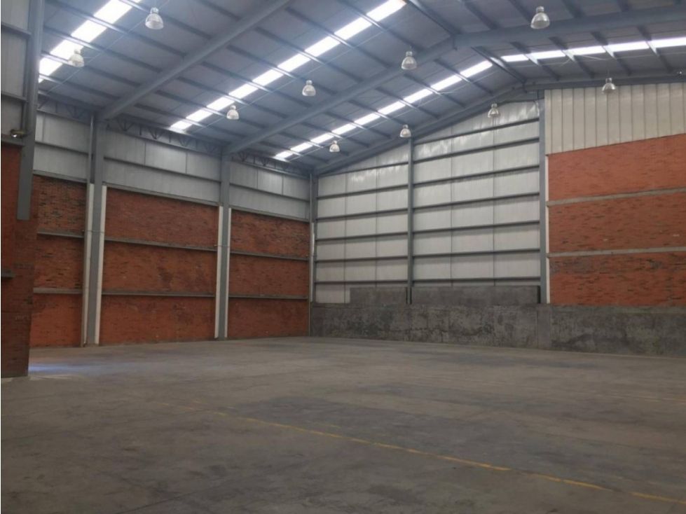 Bodega en arriendo Risaralda Dosquebradas Campestre A 893 m2 Habitaciones 0 Baños 3 Garajes 4 Precio $20004600